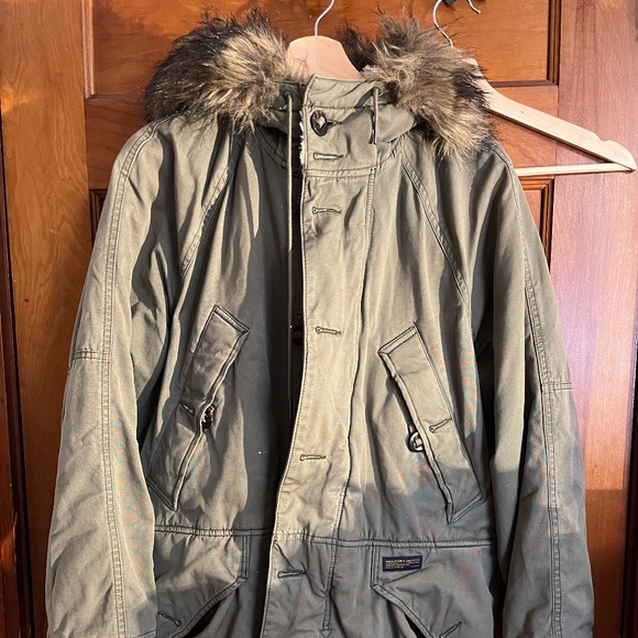 Abercrombie mens park - Picture 1 of 7